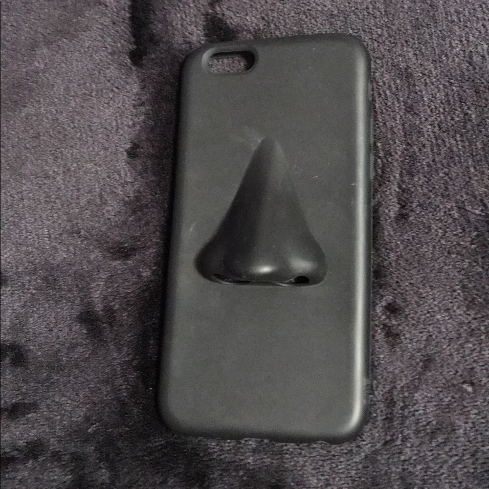 iPhone 6 Black phone case ft nose on the back